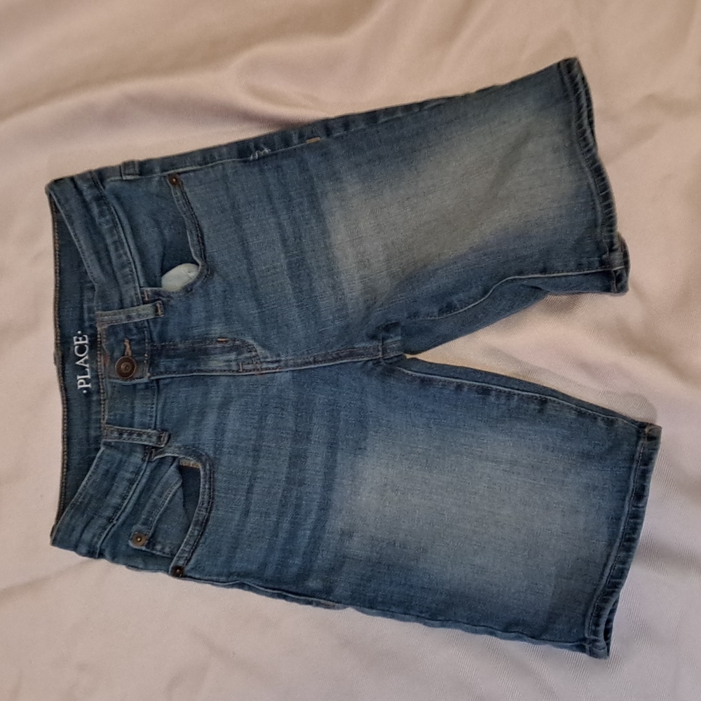 Children's Place boys size 7 denim shorts